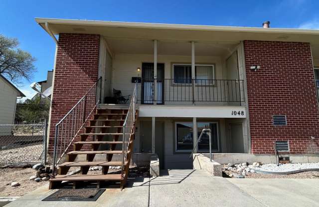 1048 Western Drive - 1