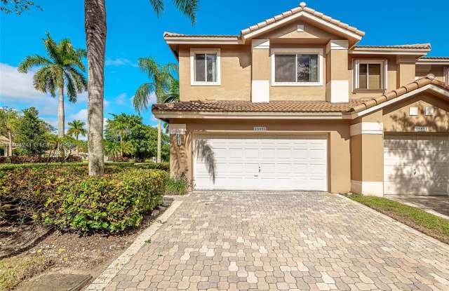 15853 SW 10th St - 15853 Southwest 10th Street, Pembroke Pines, FL 33027