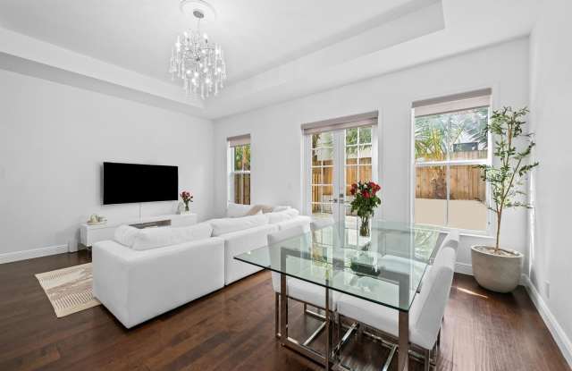 515 Southwest 18th Avenue