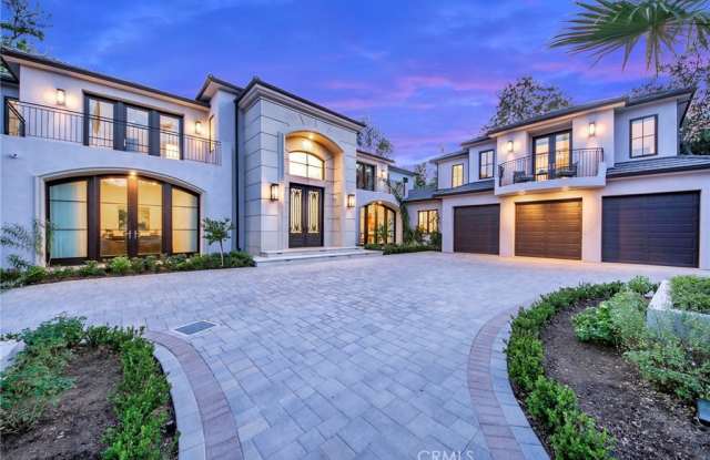 16818 Encino Hills Drive