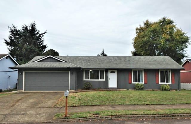 3800 NE 135th Ave - 3800 Northeast 135th Avenue, Vancouver, WA 98682