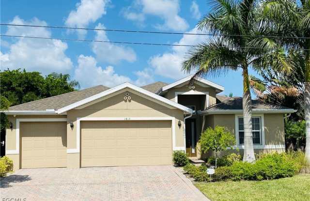 2108 SW 28th Terrace