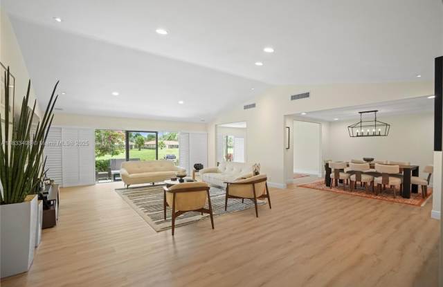 Photo of 3650 N 36th Ave