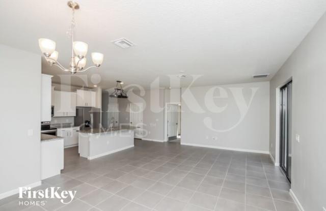 4709 Alligator Flag Circle