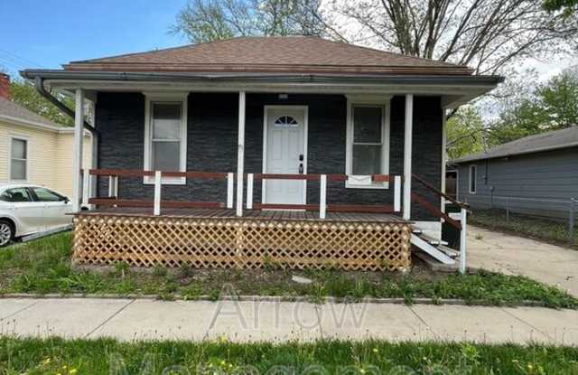 1936 S 10th St- - 1936 South 10th Street, Lincoln, NE 68502