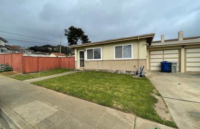 3 Bedroom Unit in Duplex, Large Yard - 402 Laurel Avenue, South San Francisco, CA 94080
