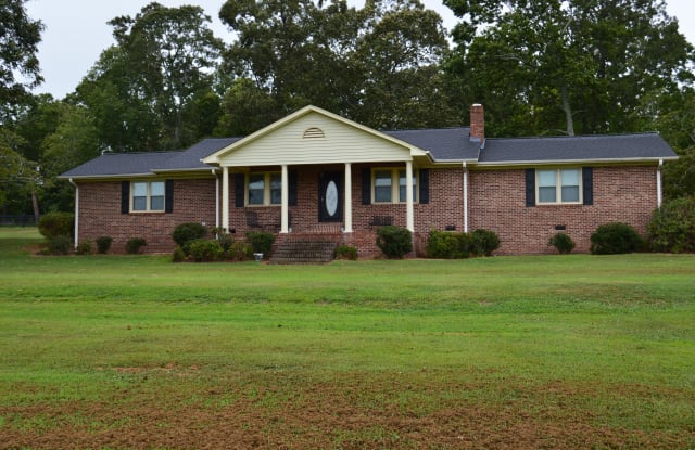 106 Campbell Road - 106 Campbell Rd, Anderson County, SC 29669