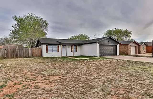 Wow!! Large, Updated 4 Bedroom near LCU and Tech!