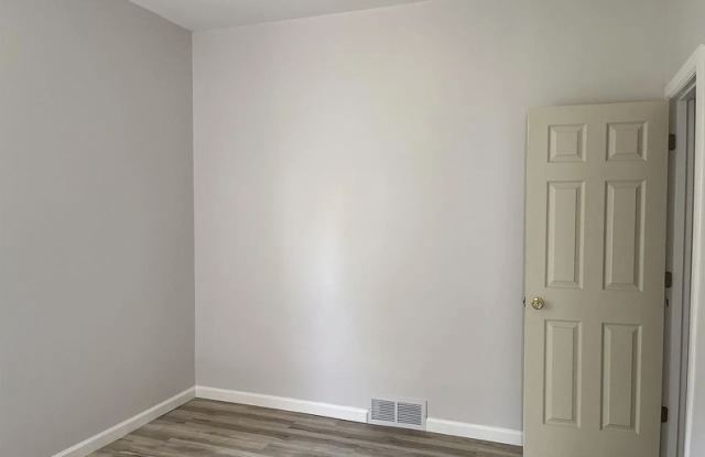 2619 North 33rd Street - 2619A