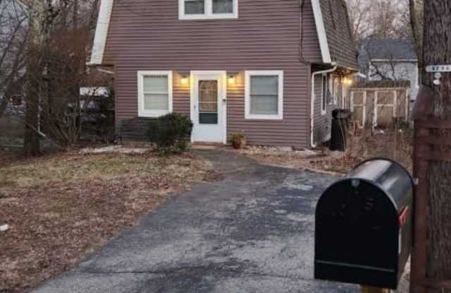 27 Rollins Trl - 27 Rollins Trail, Hopatcong, NJ 07843