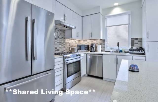 Photo of 1978 Pearl Street