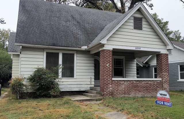 Photo of 2804 South Cherry Street