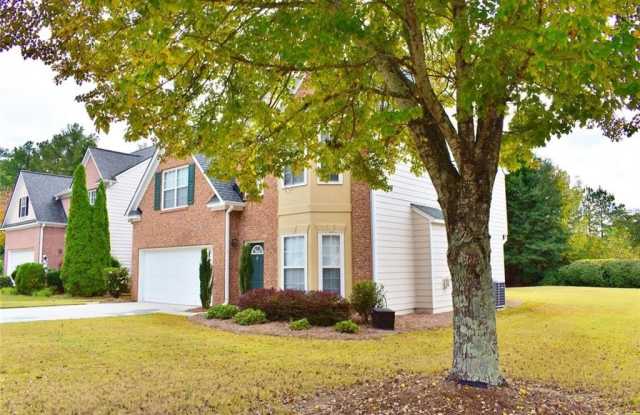 2015 Lisa Springs Drive SW