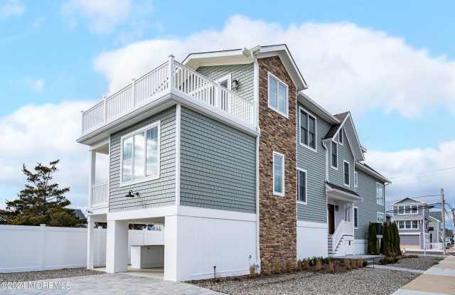 543 Brielle Road