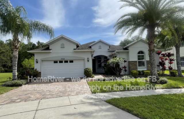 8946 Crystal Creek Ct