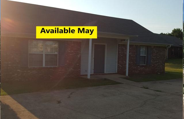 Photo of 805 Johnston Cove