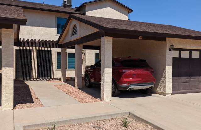 306 E Ludlow Drive