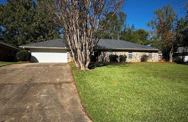 7 Treeway Drive Brandon, MS 39042