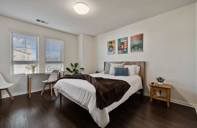 Photo of 7221 Cedar Rd