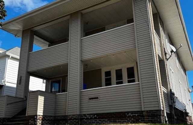 417 North 5th Street - Upper A