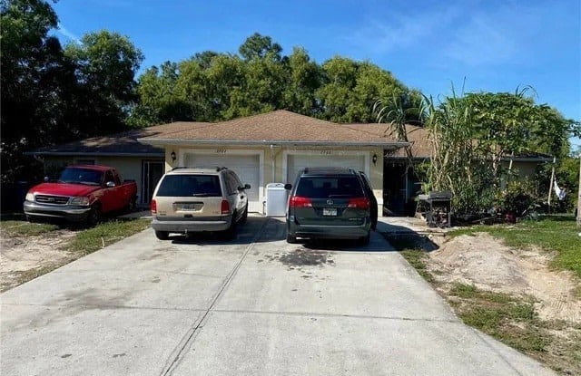 2702 Robin Avenue S - 2702 Robin Avenue South, Lehigh Acres, FL 33973