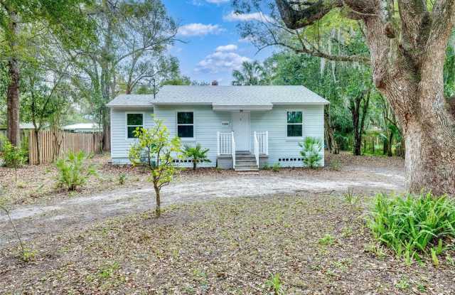 1101 NW 25TH AVENUE