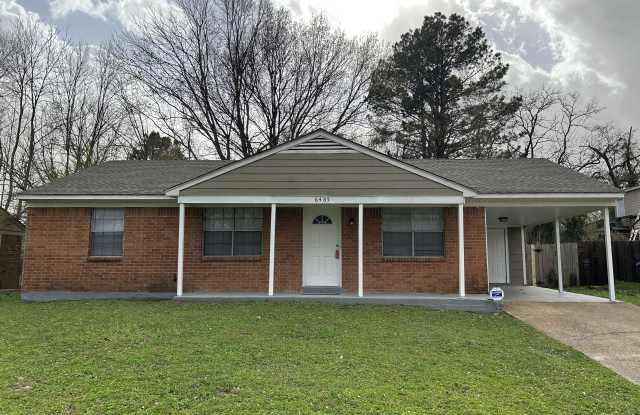 6485 Forest Glen Dr