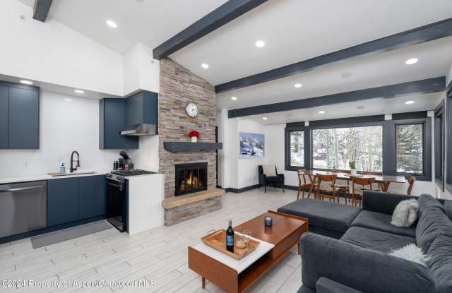 600 Carriage Way