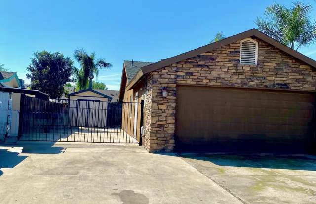 2095 W Merritt Ave Avenue