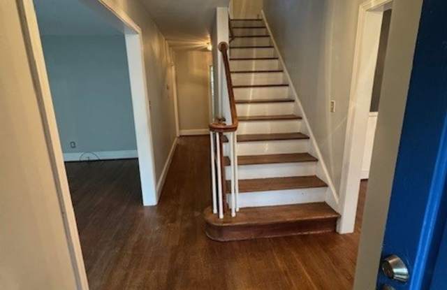 Beautiful 3 Bedroom/2 Bath Home in Converse Heights