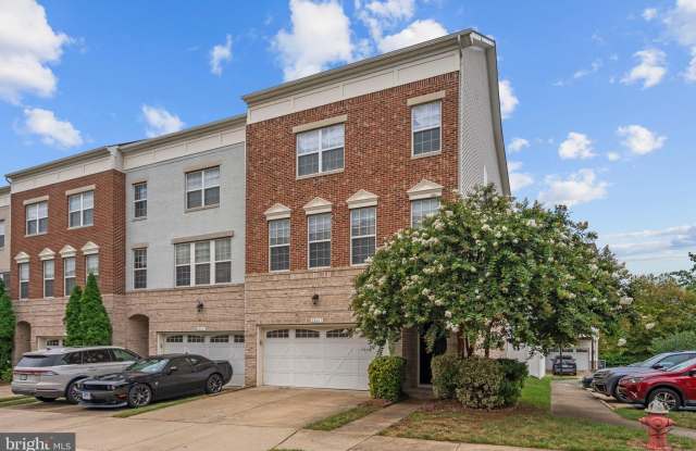 22667 FLOWING SPRING SQUARE