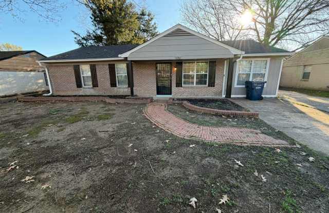Welcome to 6360 Greenbriar Dr!