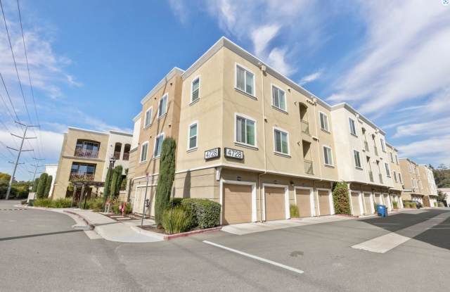 Amazing Newer Constructed 3br/2ba San Ramon Condo for Rent! Top Floor! Centrally Located for Convenience! - 4728 Norris Canyon Road, San Ramon, CA 94583