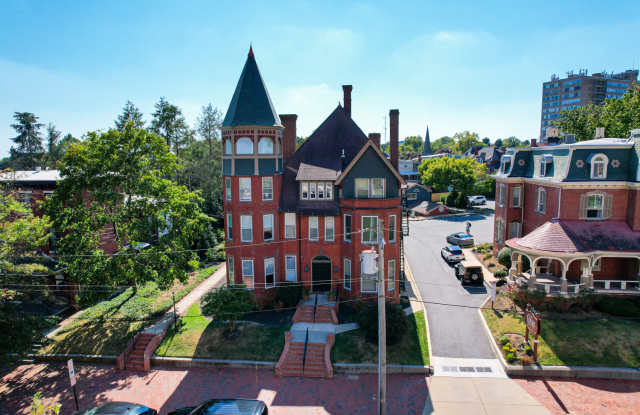 1304 Delaware Avenue - 6