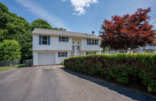 12 Jonathan Court Waterbury CT apartments for rent