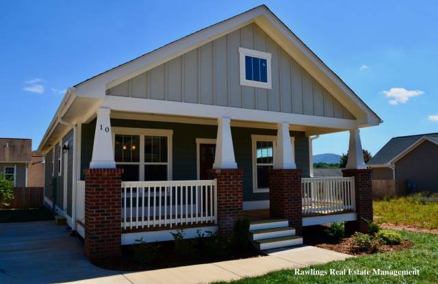 One-Level Cottage in Hyde Park! photos photos