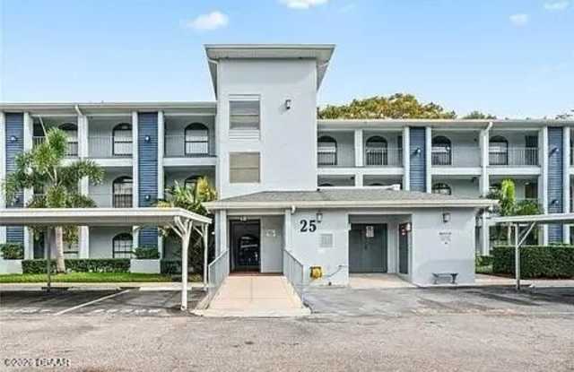 25107 Northlake Drive unit: 25107