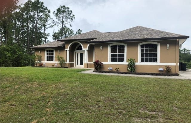 1123 Oak Avenue - 1123 Oak Avenue, Lehigh Acres, FL 33972