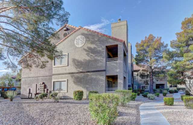 Fully furnished Condo in a great location!