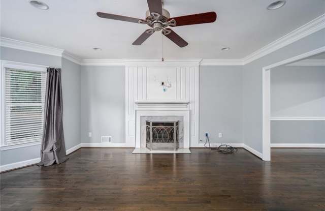 22 Plantation Drive NE
