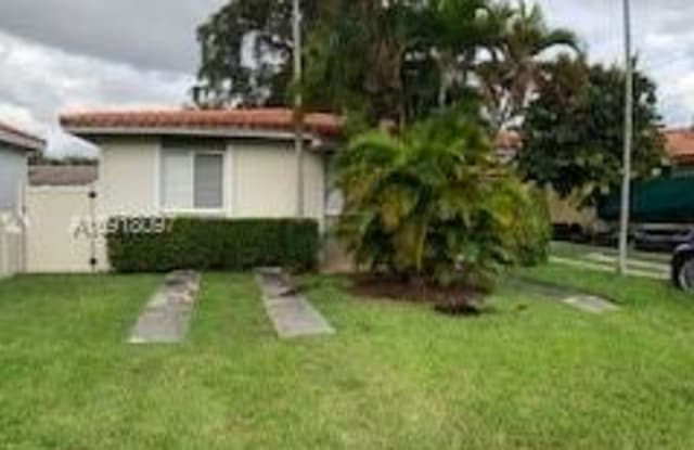 3389 SW 28th Ter - 3389 SW 28th Ter, Miami, FL 33133