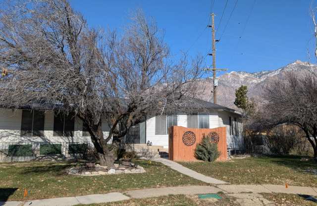 Photo of 1612 Farr Dr