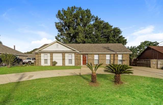 1308 Upper Kingston Road