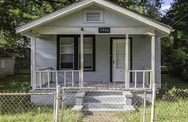 Photo of 5906 5th Street South