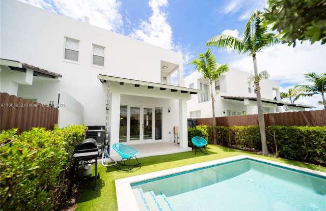 3653 Southwest 26th Street