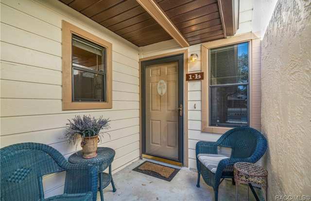 210 E Glassboro Court unit: 1B