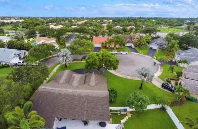 Photo of 8965 SW 59th Ct