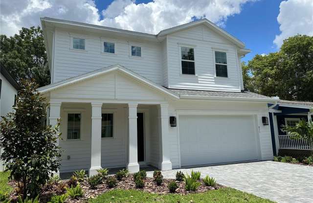 811 W CORAL STREET