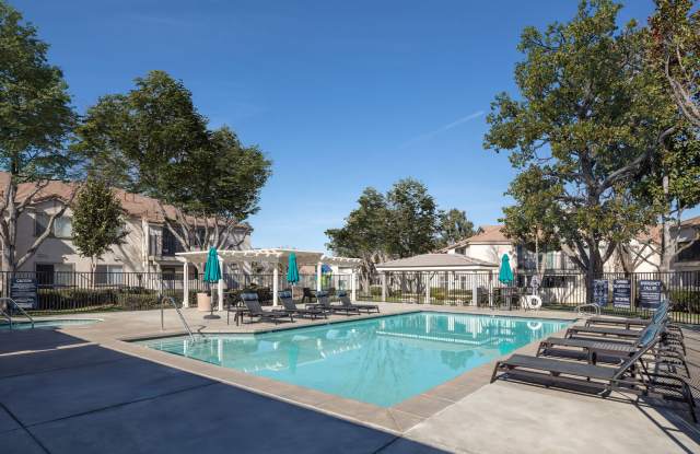 Photo of Somerset Apts.