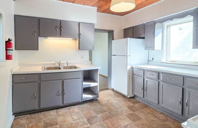 $1500| 4BD 2BA | 417 Marston Ave | Available 06/01/2026